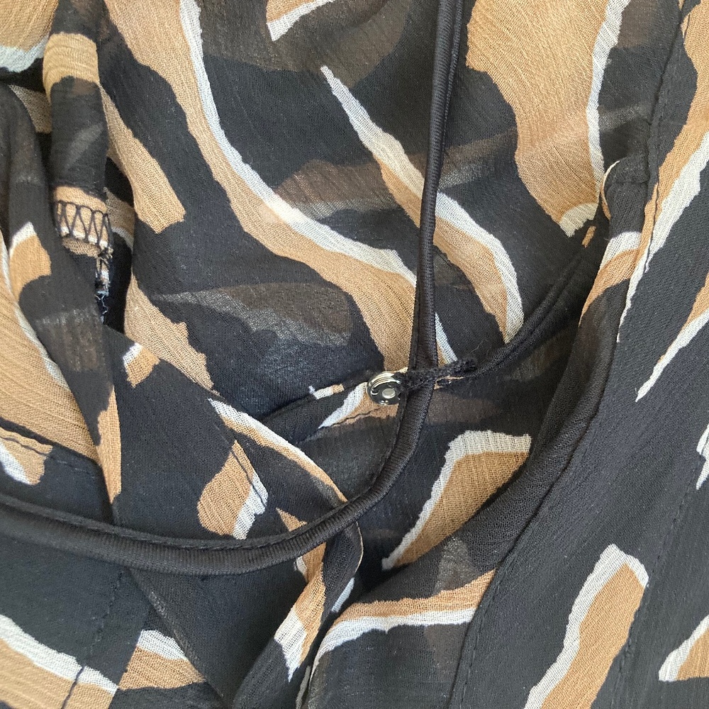 DKNY Women's Printed Button-Front Long-Sleeve Shirt - Picture 6 of 9